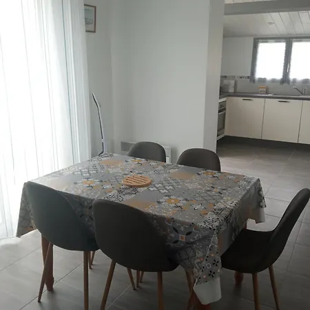 Maison Renovee En 2022