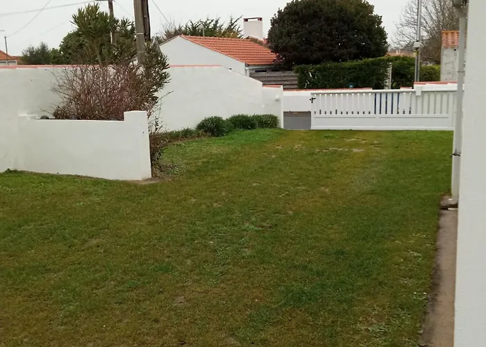 Semesterbostad Maison Renovee En 2022 *